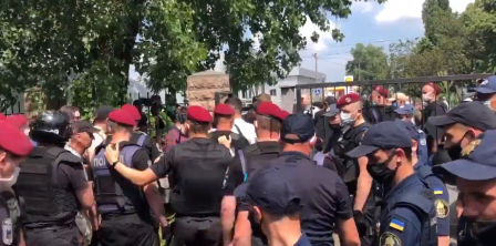 Фото – скриншот з відео Громадського