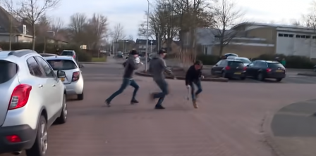 Фото – скріншот з відео Omroep PowNed