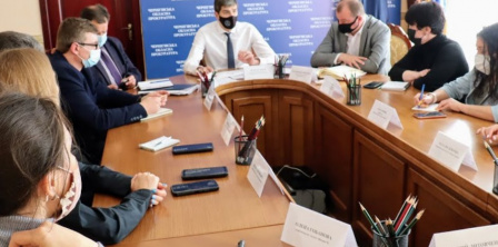 Журналістам Чернігова пообіцяли роз’яснити поліцейським, як діяти в разі недопуску ЗМІ на сесії Фото – пресслужби Чернігівської обласної прокуратури