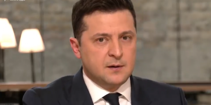 Screenshot from the video broadcasting by RFE/RL of the press marathon of Zelensky 