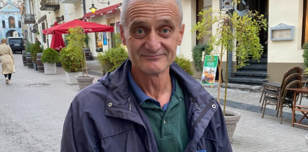 Олег Груздилович після звільнення. Фото – Радіо Свобода