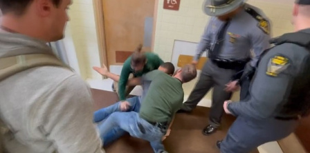 Фото – скриншот з відео wkyc.com