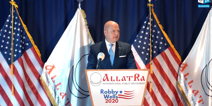 US presidential candidate Robby Wells promoting his candidacy on AllatRa's resources while working for Russian propaganda. Photo from an AllatRa forum in Atlanta, USA, May 2019. Screenshot from a video by AllatRa TV.