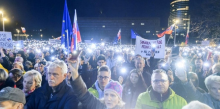 Словаччина, вшанування пам'яті вбитого журнлаіста Яна Куцяка. Фото – Teraz