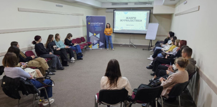 Participants in the project Media School 2.0, launched by the IMI journalism hub Mediabaza Kropyvnytskyi in October. Photo by Mediabaza Kropyvnytskyi